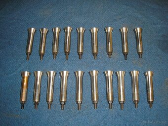 Příslušenství k soustruhu Tos MN 80 kleštiny s dorazem - 2