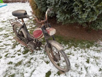 Sachs Hercules Puch Moped motokolo s řazením - 2