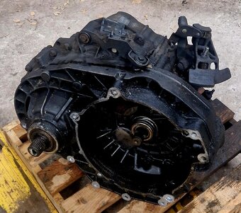 převodovka VW T5 2.5TDi - 2