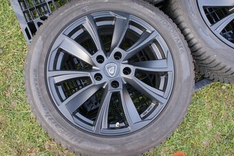 krasna cerna matna Aluett R17 VW Seat Audi Skoda zimni pneu - 2