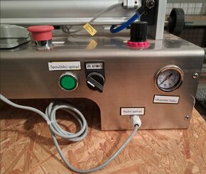 Pneumatická horizontální plnička - 2