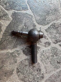 Kulový čep - asi Tatra 57 - 2