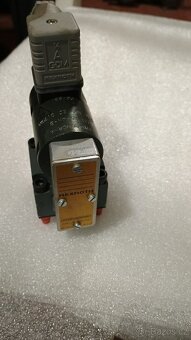 Ventil hydraulický Rexroth M3SE6U20/315G24NZ4 - 2