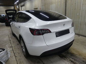Tesla Model Y AWD 4x4 Long Range - 1860 - 2