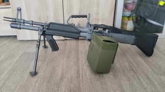 Airsoftový kulomet M60 - 2