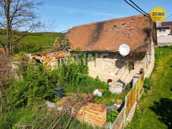 Prodej rodinného domu, pozemek 233m2, 132210 - 2