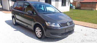 Volkswagen Sharan 2.0 TDi - 2