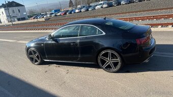 Audi A5 Coupe 3.0 tdi - 2