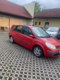 Renault - 2