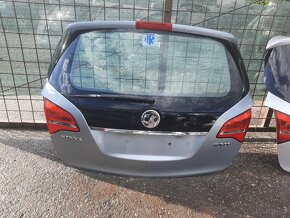 opel meriva B - zadni vika kufru - 2