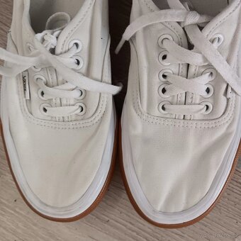 Vans bílé plátěné tenisky - 2
