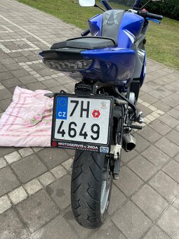 Zadní blinkry YZF R125 - 2