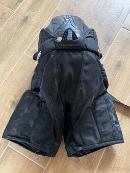 Hokejove Kalhoty Bauer Nexus - JrSmall - 2