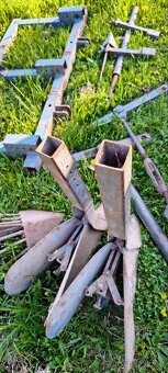 Rám pro hrobkovaci radlicky, vyorávač brambor. - 2