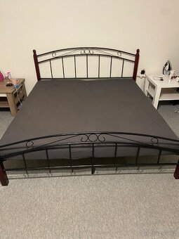 Manželská postel 180х200 - 2