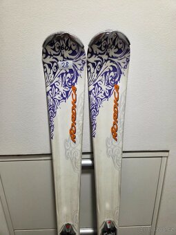 Sjezdové carvingové lyže Nordica Fox v délce 144cm - 2