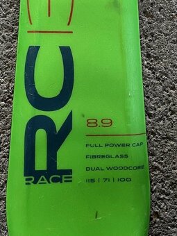 Dětský set -  lyže, boty , hůlky ve skvělém stavu - 2