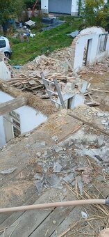 Cihly - demolice zdarma za materiál - 2