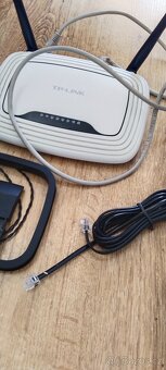 TP Link + kabely - 2