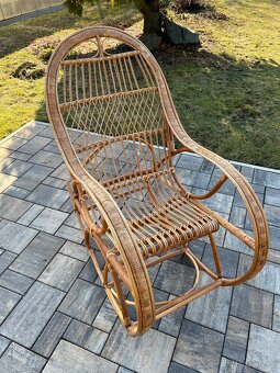 Houpací proutěné křeslo - 2