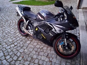 Yamaha YZF-R6 - 2