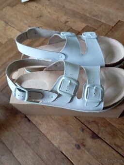 Zdravotní sandále - 2