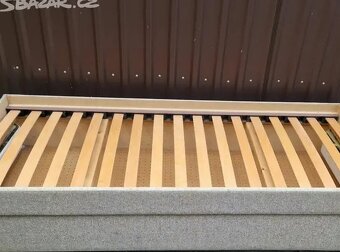 Krásná postel s matrací 200x90,úložný prostor - 2