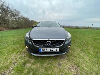 Volvo V40 1.6 D2 84kw Cross Country 2013 ČR - 2
