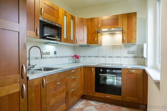 Pronájem bytu 2+kk • 43 m² bez realitky • Skuteckého, Řepy - 2