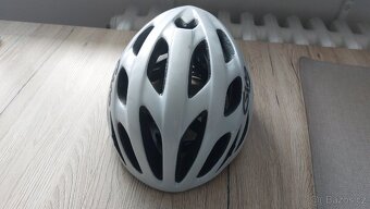 Helma na kolo Giro - 2