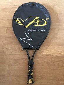 Dětská tenisová raketa, gymnastický míč - 2
