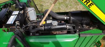 Komunalni traktor John Deere - 2