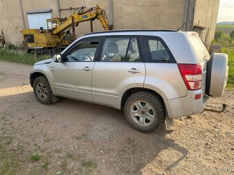 Suzuki Grand Vitara 1.9 ddis - 2
