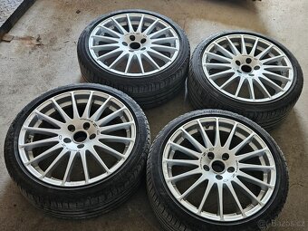Alu kola 5x112 R18 Oreginál O.Z Pneu 225/40/R18 - 2