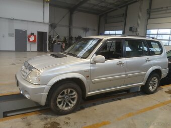 Suzuki Grand Vitara xl7 - 2