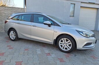 Opel Astra, 1,4i 74kW,BEZ TURBA - 2