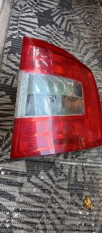 Zadni sfetlo Skoda Octavia 3 kombi - 2