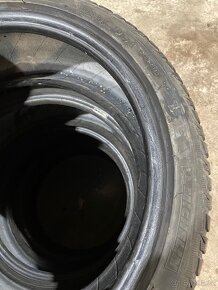 Pneu Michelin 215/40R17 zimní - 2
