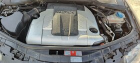 Audi a8 4e d3 face lift 3.0 tdi dily z celeho vozu - 2