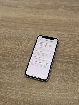 iPhone 12 mini (100% baterie) - 2