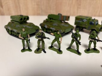 Majorette Squad Forces - 2