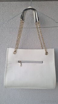 Kabelka GUESS - 2