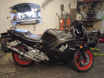 Honda CBR 600 f - 2