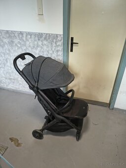 Cestovní kočárek - 2