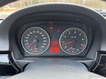 Prodám BMW 330i 190KW, 6st manuál M-packet - 2