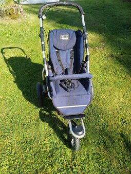 Kočárek sportovní - 2