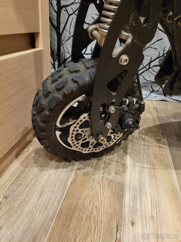 Elektrokoloběžka - 2