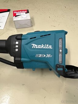 Aku křovinořez Makita - 2