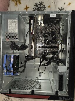 Prodám herní Custom PC Lenovo - 2