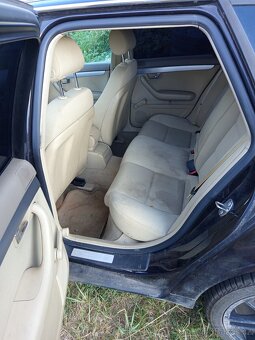 Sedačky Audi A4B7 2007 + interier - 2